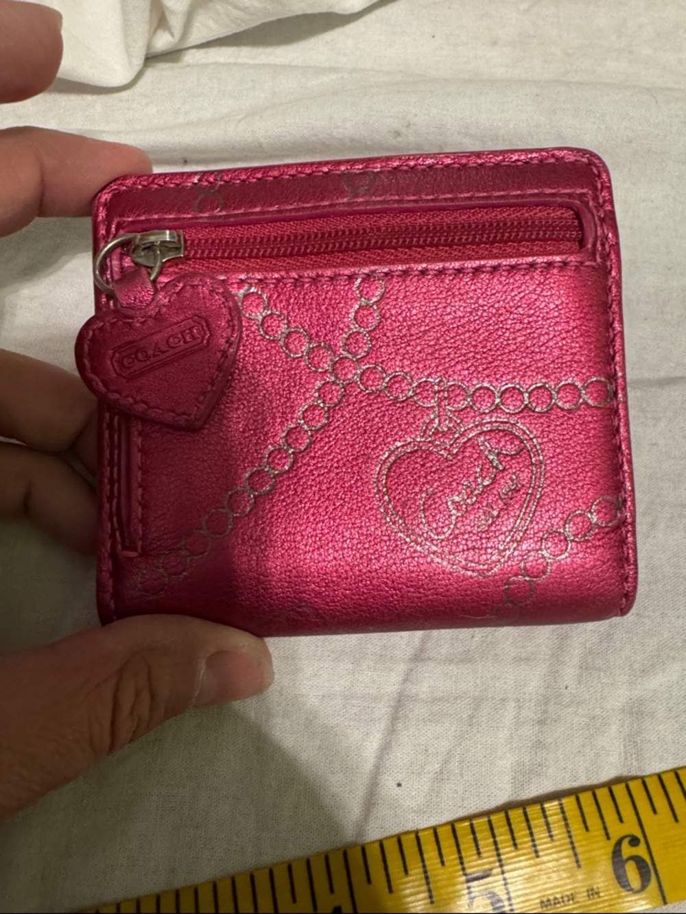 Coach Metallic Fuchsia Leather Zip Card Case - Picture 4 of 7